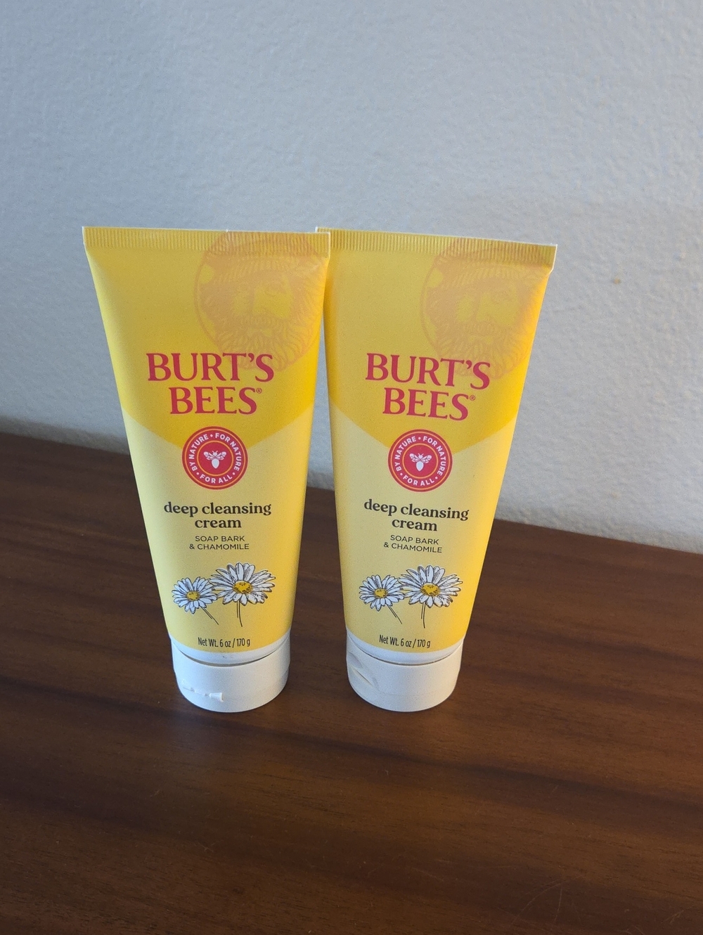 NWT (2) 6 Oz Burts Bees Deep Cleaning Cream Soap Bark And Chamomile